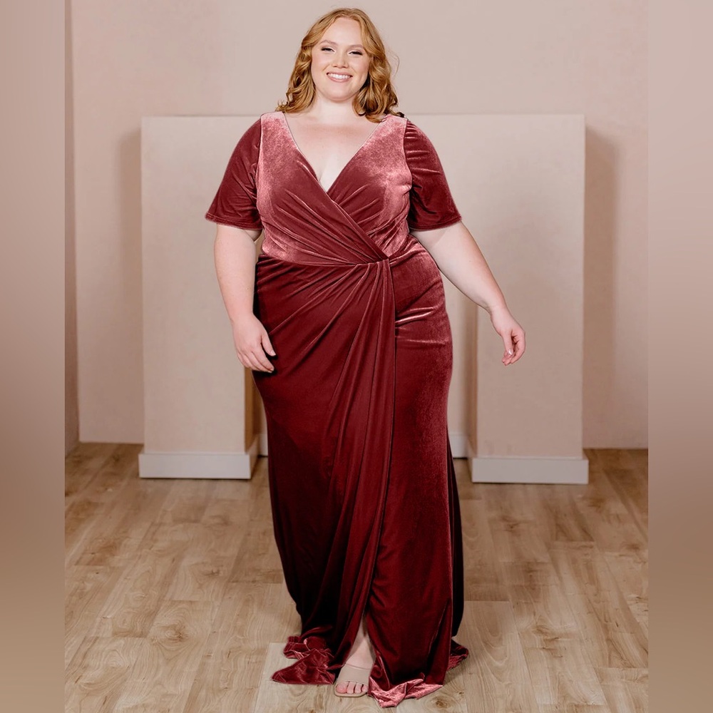 Revelry Giselle Velvet Maxi Dress Faux Wrap Short Sleeve Size 16